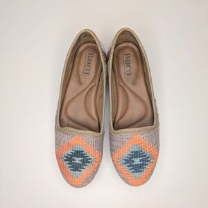 Born Giselle Loafers Leather Hand Woven Cotton Tribal Cream Orange Blue Size 9